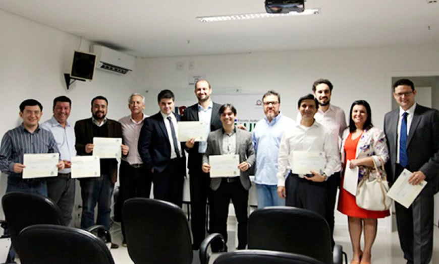 Alunos do convênio IDH-PUC Rio – EJUD-MS recebem certificado de conclusão